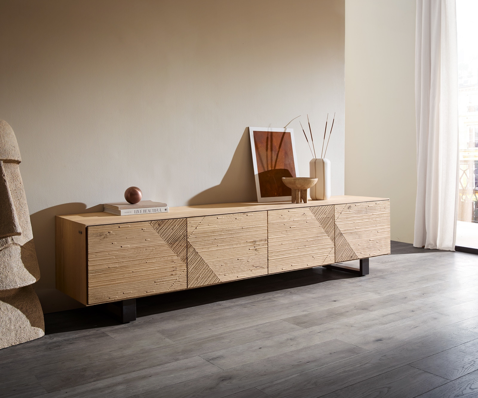 DELIFE Lowboard Tereos 220 cm Eiche Natur 3D Effekt 4 Türen Kufe Metall Schwarz, Lowboards Image