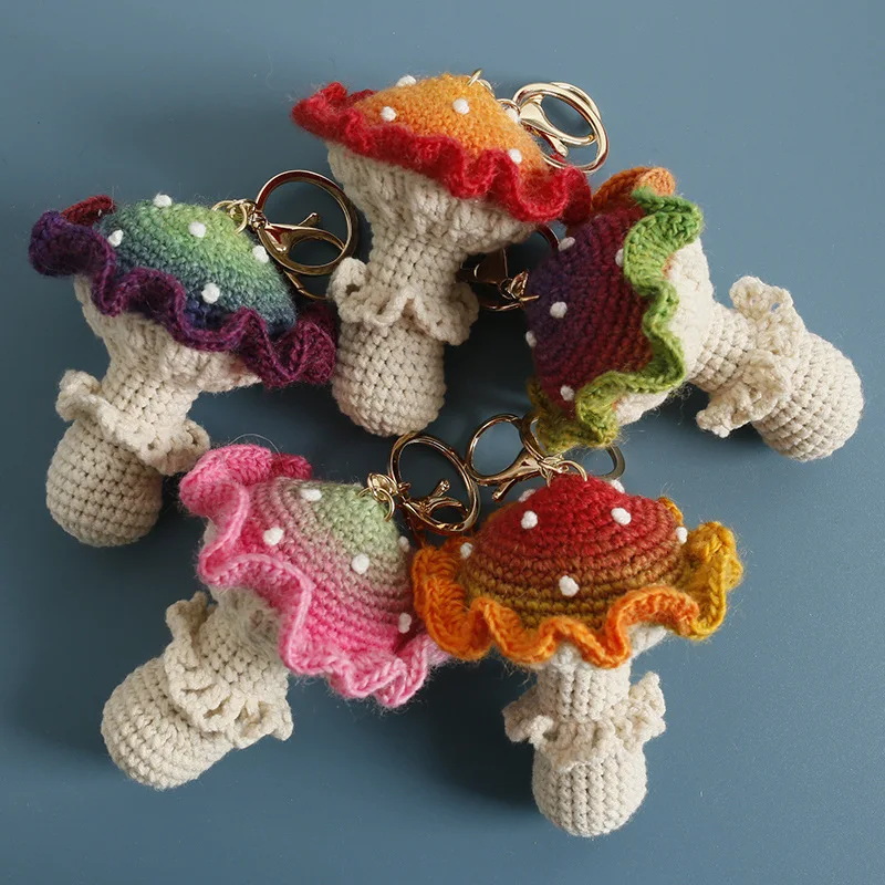 Einzigartige Pilz-Serie Häkel-Schlüsselanhänger mit zufälligem Farbverlauf, Pilz-Schlüsselring für Taschenanhänger, gestrickter Pilz-Schlüsselanhänger, personalisierbar Image