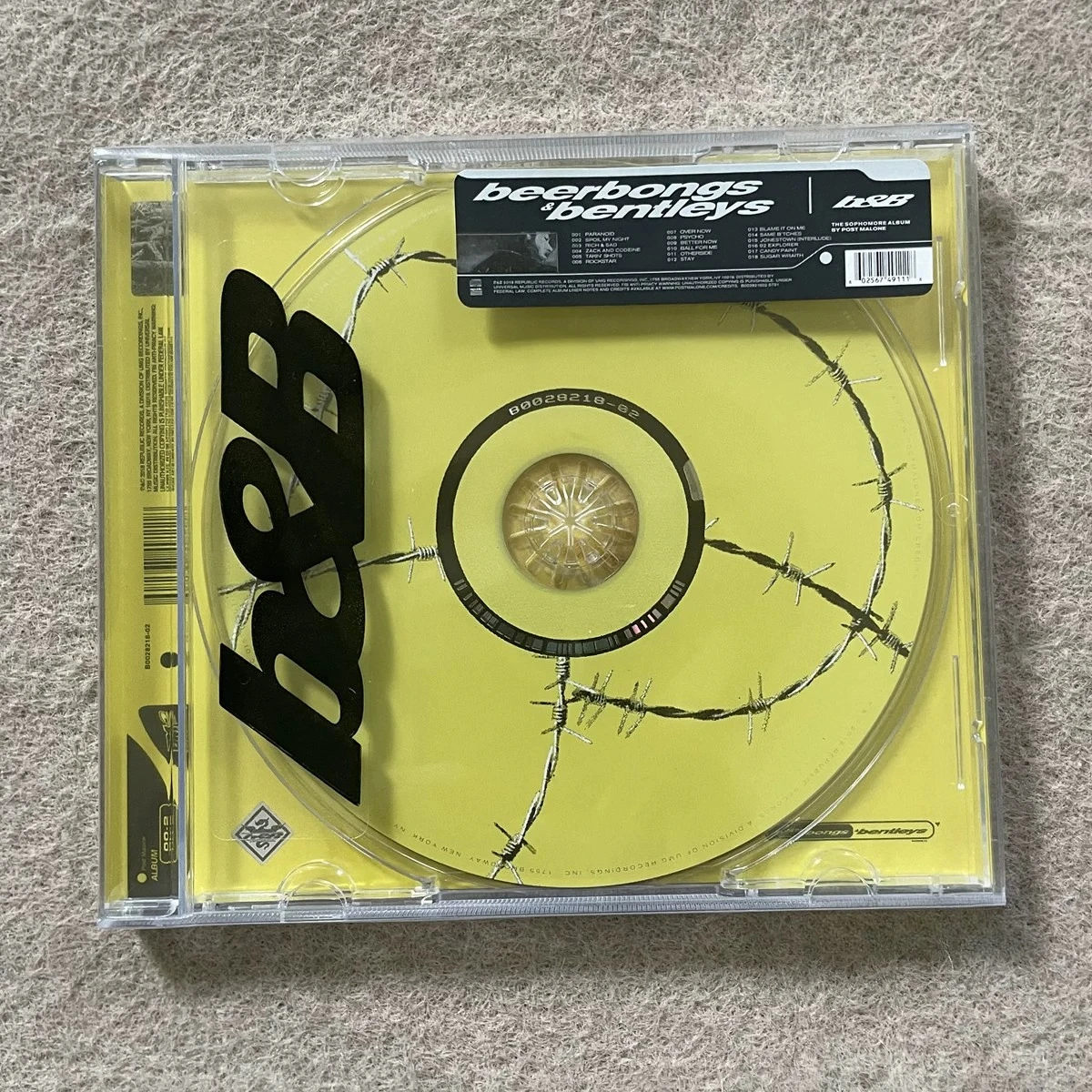 Post Malone Beerbongs & Bentleys CD Chart-Topping R&B & Hip-Hop Blend – Smooth Vocals & Addictive Beats für Musikliebhaber und Fans