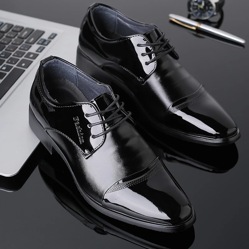 Männer Kleid Schuhe Patent Leder Oxford Schuhe Männlich Formal Große Größe 38-48 Schöne Männer Spitz für Hochzeit