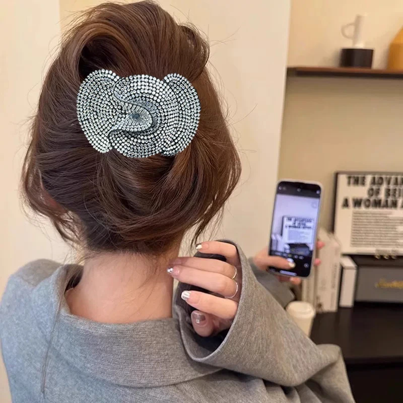 Strass-Blumen-Haarspangen Matte Französische Haarklammern Rutschfeste Haarspangen Elegante Damen-Haaraccessoires Image