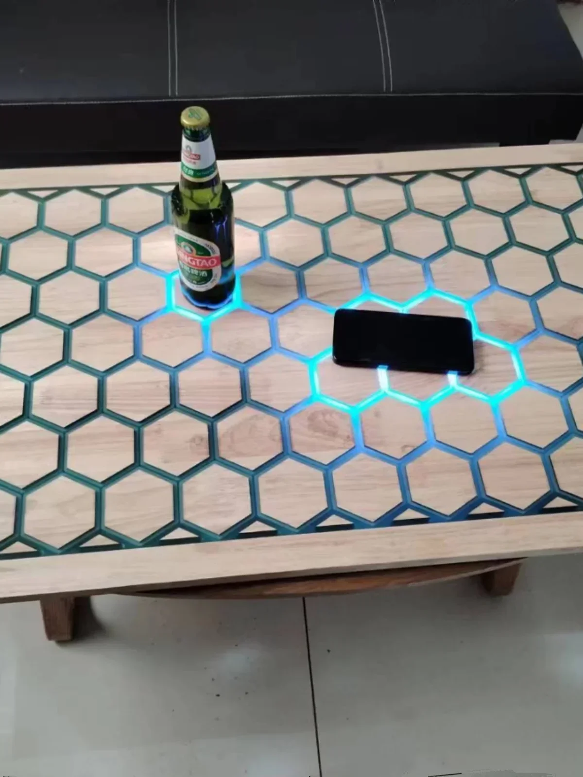 Smart Touch Flusstisch aus Induktionsharz für den menschlichen Körper, leuchtender Lichttisch, Couchtisch Image