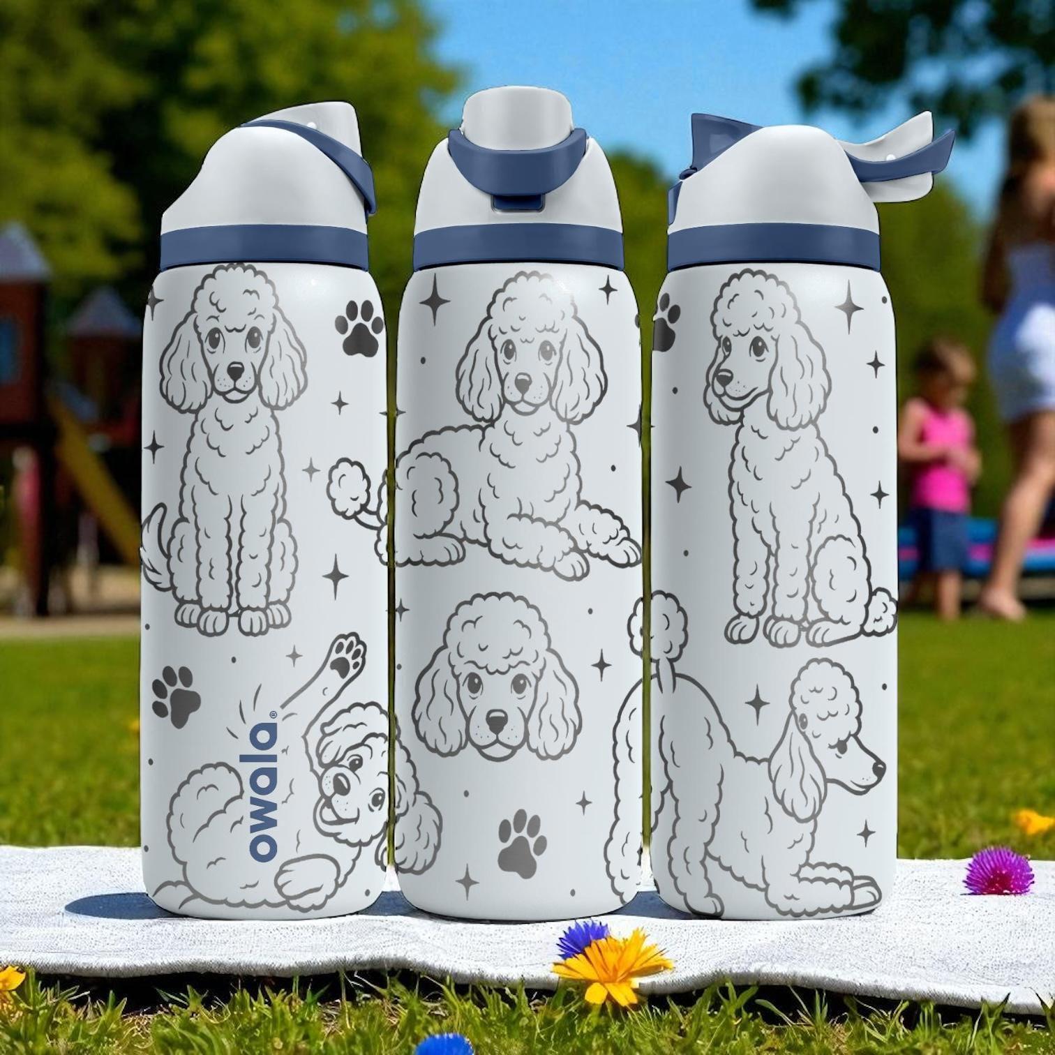 Bottiglia Owala con incisione a forma di barboncino - 473 ml, 710 ml, 950 ml, 120 ml - Regalo ideale per gli amanti dei cani ricci, simpatico bicchier