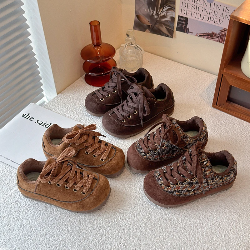 2026 Vier Jahreszeiten Neue Rundkopf-Schuhe mit weicher Sohle, modische Freizeitschuhe im kleinen, eleganten Western-Stil und neutrale Freizeitschuhe