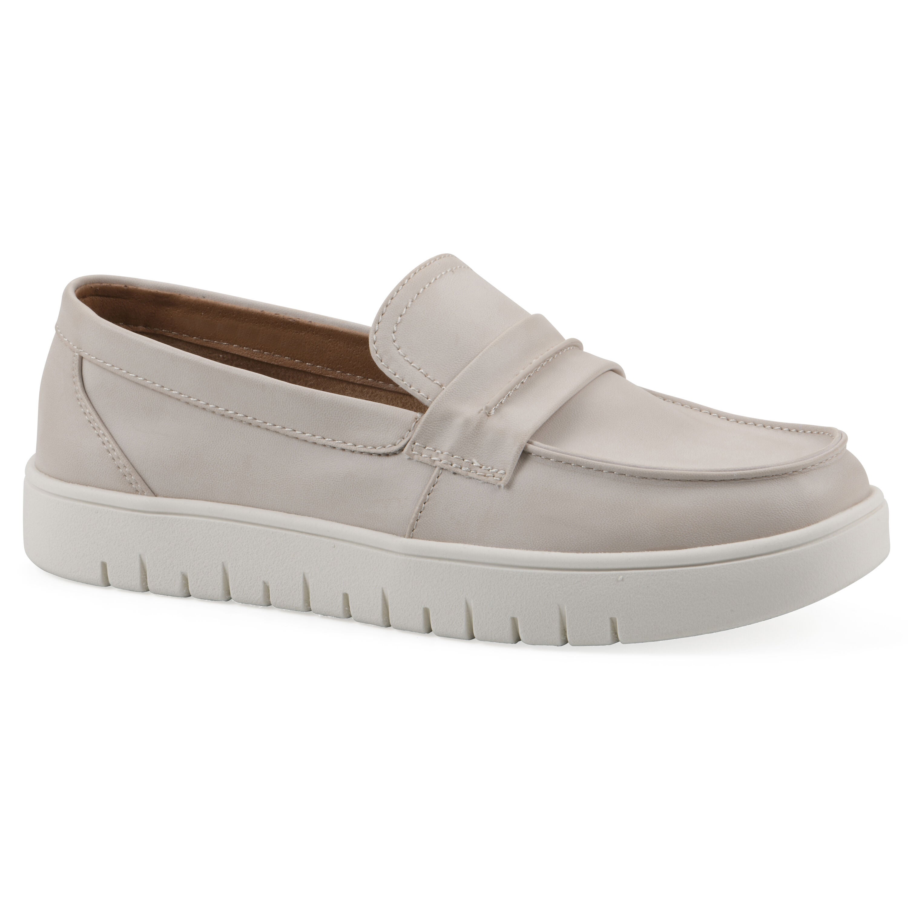 Women's Nocci FOM Recovery Loafer by White Mountain in Eggshell Smooth (Size 9 M)