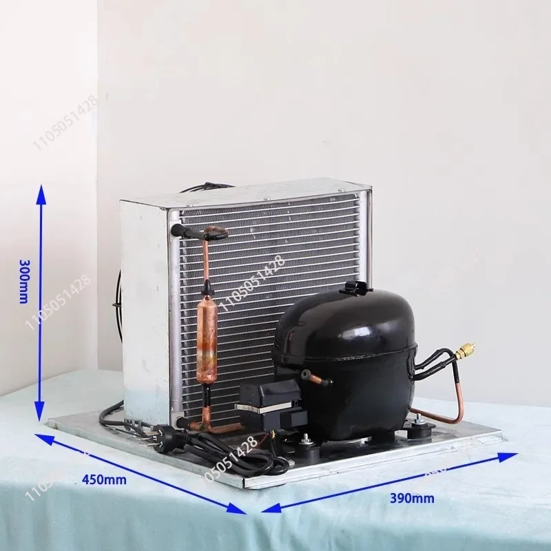 Luftgekühlter Kompressor, Kondensator, Kühlgerät, klein und mikrofarben Image