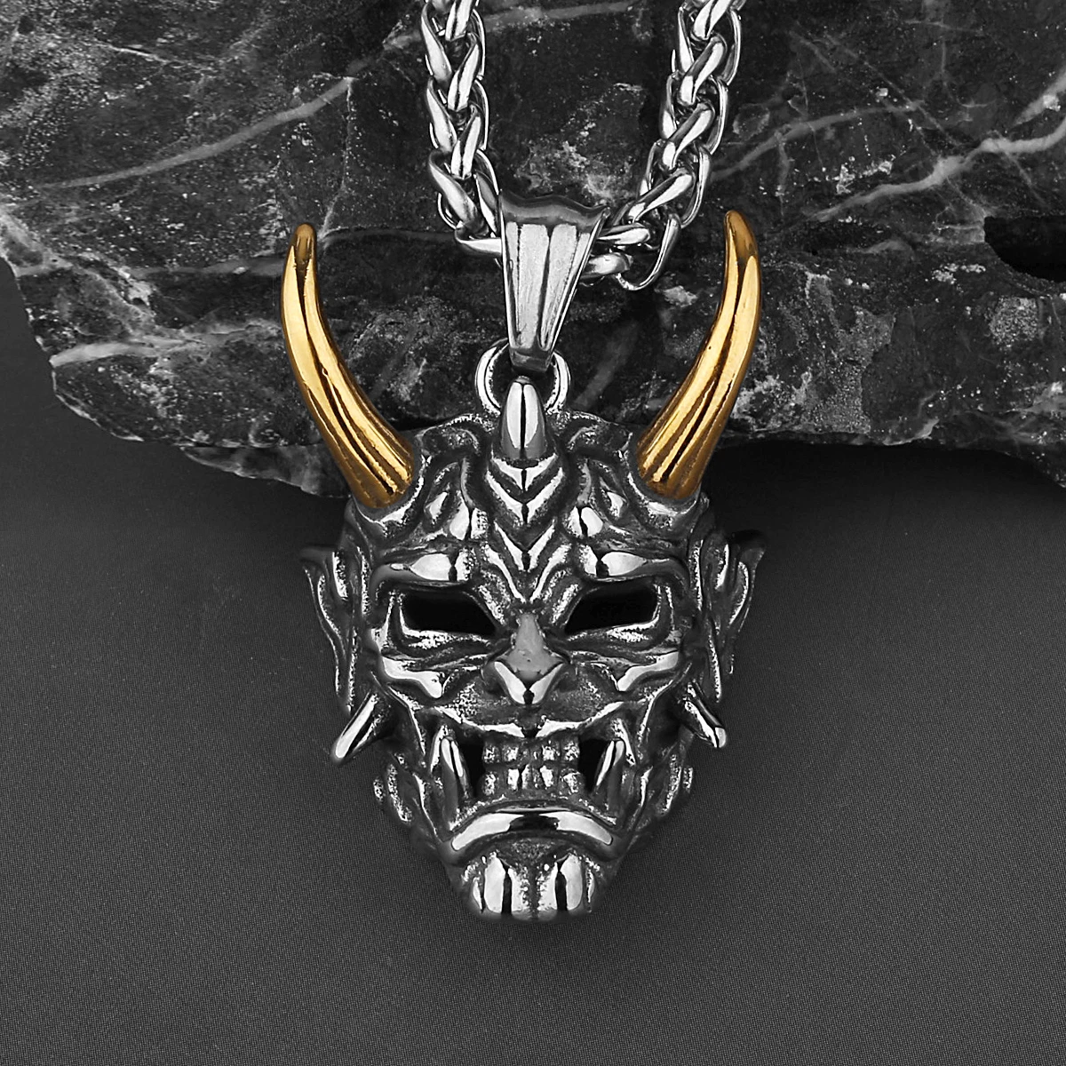 Vintage Samurai Maske Dämon Schädel Anhänger Halskette Herren Mixed Gold Farbe Horn Zubehör Biker Punk Hip Hop Halskette