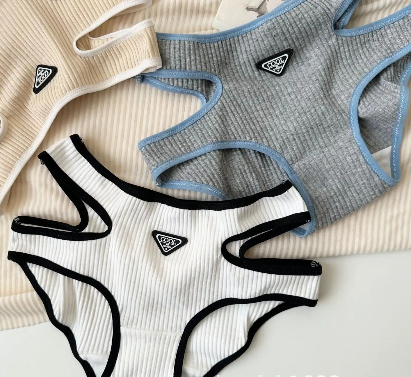 Neuer 2. Versand kostenlos 100 % echtes Foto Lolita süße Kawaii Mode Rippbaumwolle Sport Höschen kurze Unterwäsche Dessous Schlüpfer Image