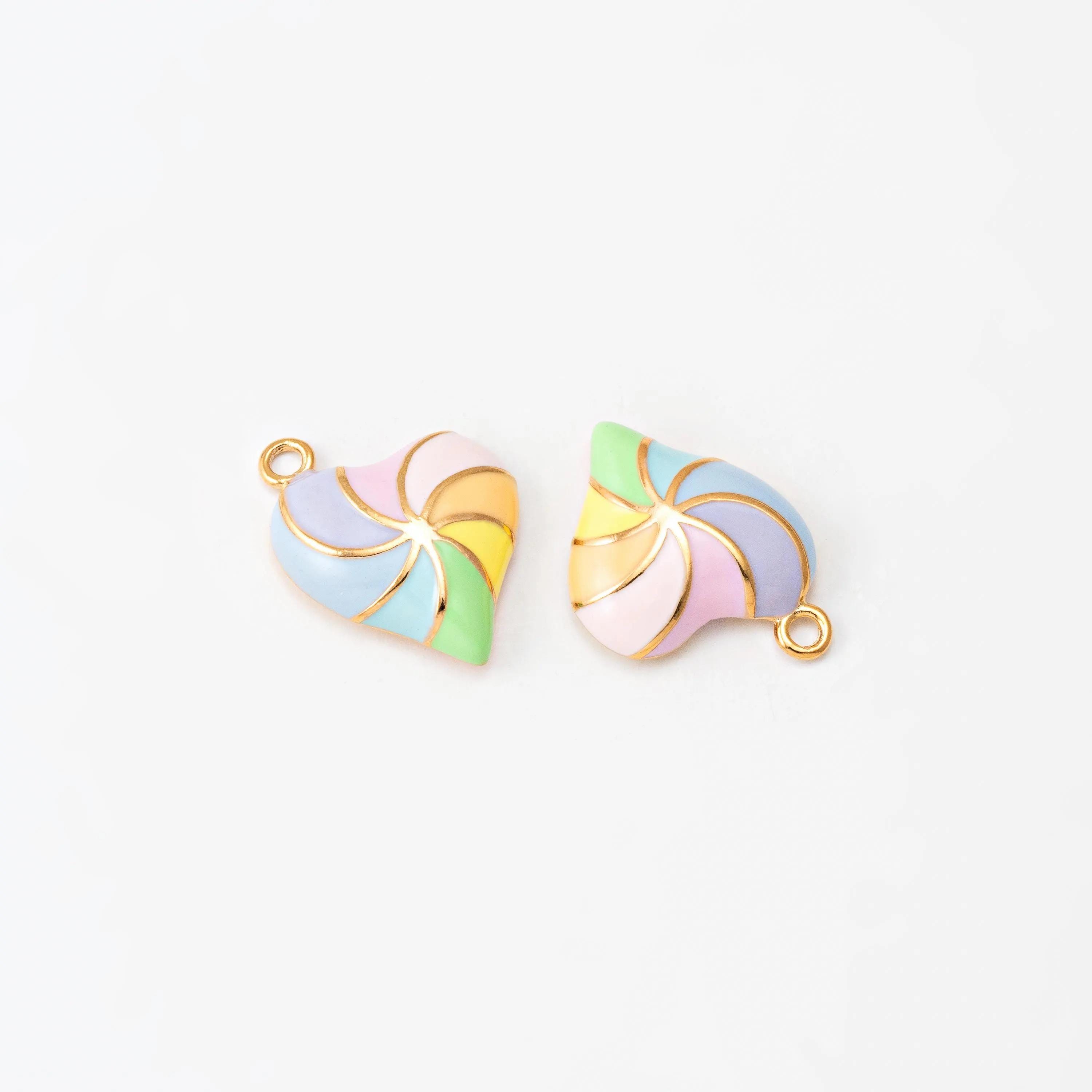 1 pezzo - Ciondolo a forma di cuore in smalto, grazioso ciondolo a forma di cuore, ciondolo a forma di cuore arcobaleno, ciondoli a forma di cuore mis