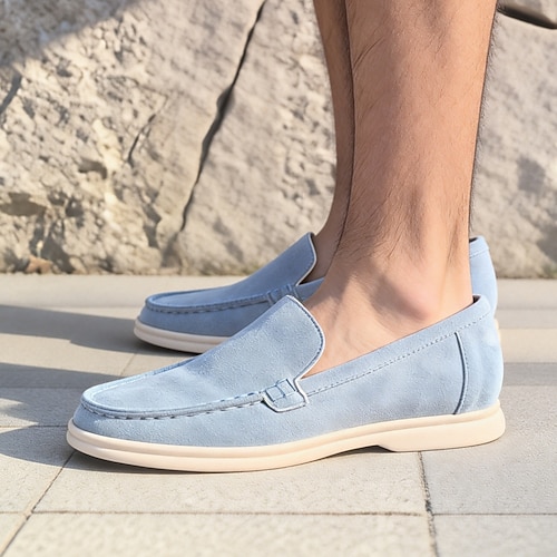 Lässige Herren-Slipper, bequemes Obermaterial aus Wildleder, leicht anzuziehen, perfekt für Strand, Resort und Urlaub. Image