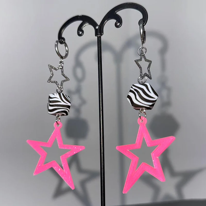 Y2K Schmuck Rosa Glänzende Stern Ohrringe für Frauen Coole Kawaii Punk 90er Jahre Ästhetische Zebra-Print Ohrringe Goth Accessoires Mode Sexy
