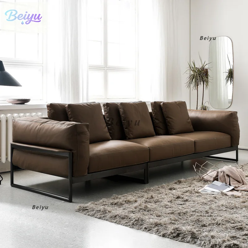 Italienisches, minimalistisches Drei-Personen-Ledersofa mit gerader Reihe im Retro-Stil, Wohnungskombination, einfaches Rindsleder-Möbelsofa