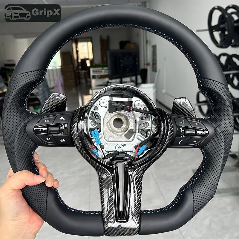 Geeignet für BMW F30 F10 F31 F20 F35 M3 M4 ganz schwarzes Lederlenkrad mit Kohlefaserpaddeln, Image