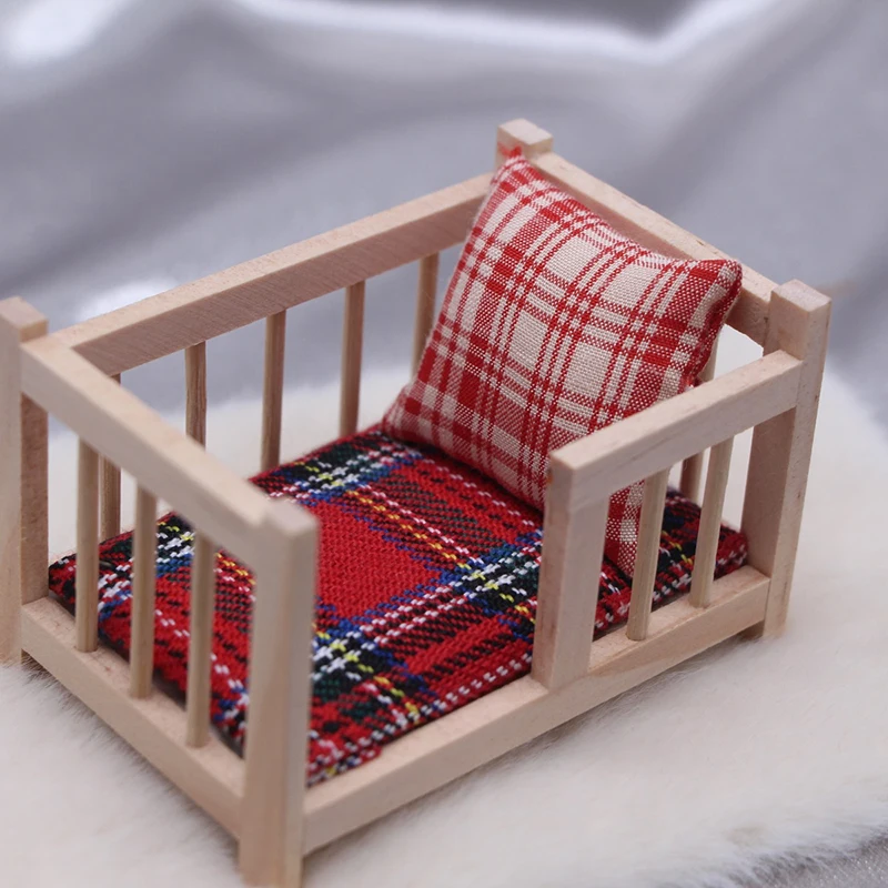 1:6/1:12 Mini berceau bébé lit modèle maison de poupée chambre meubles maison de poupée Simulation maison de poupées accessoires