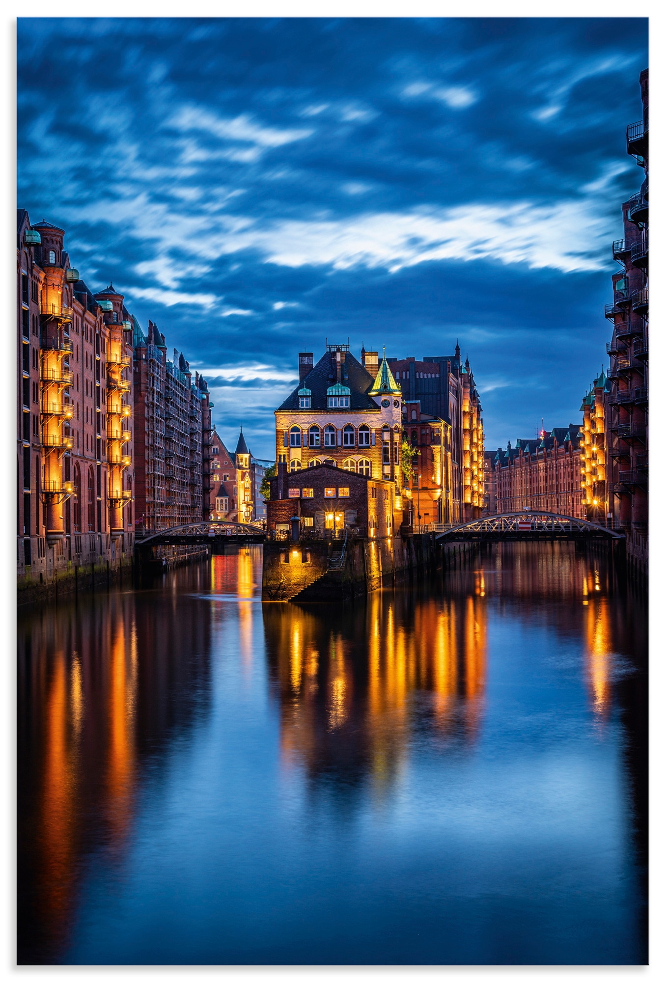 Wandbild ARTLAND "Wasserschloss Speicherstadt in Hamburg", farbe bild(er): blau, B:40cm H:60cm, Alu Dibond, Bilder, als Alubild, Leinwandbild, Poster, Wandaufkleber in verschied. Größen Image