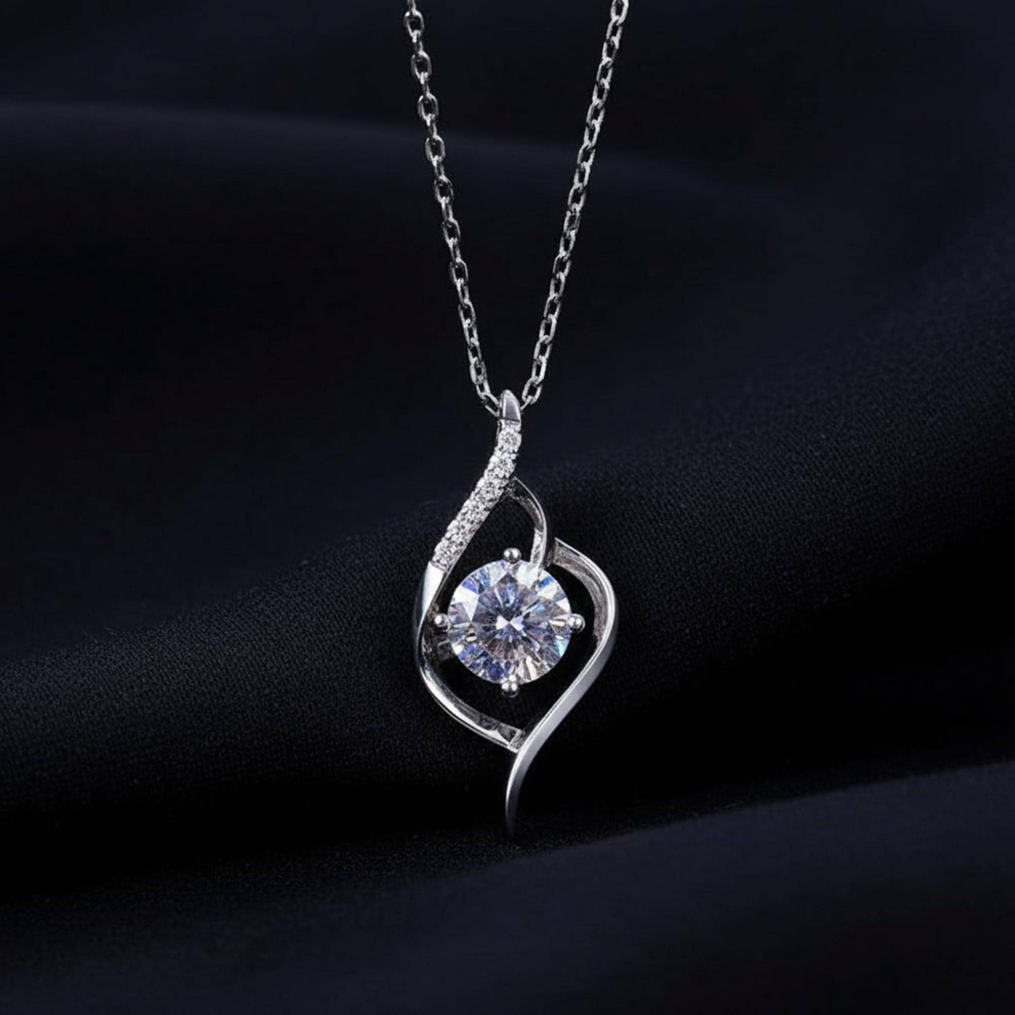 Collana regalo unica per donna, collana con ciondolo di diamanti moissanite taglio rotondo, collana da sposa in oro 18 carati, collana regalo per anni