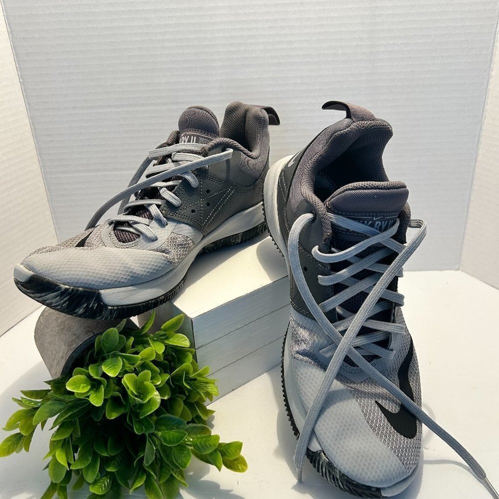 Nike Shoes | Men’s Nike Fly By Low Ii Aj5902-010 Basketball Shoe Size 8 | Color: Gray/White | Size: 8