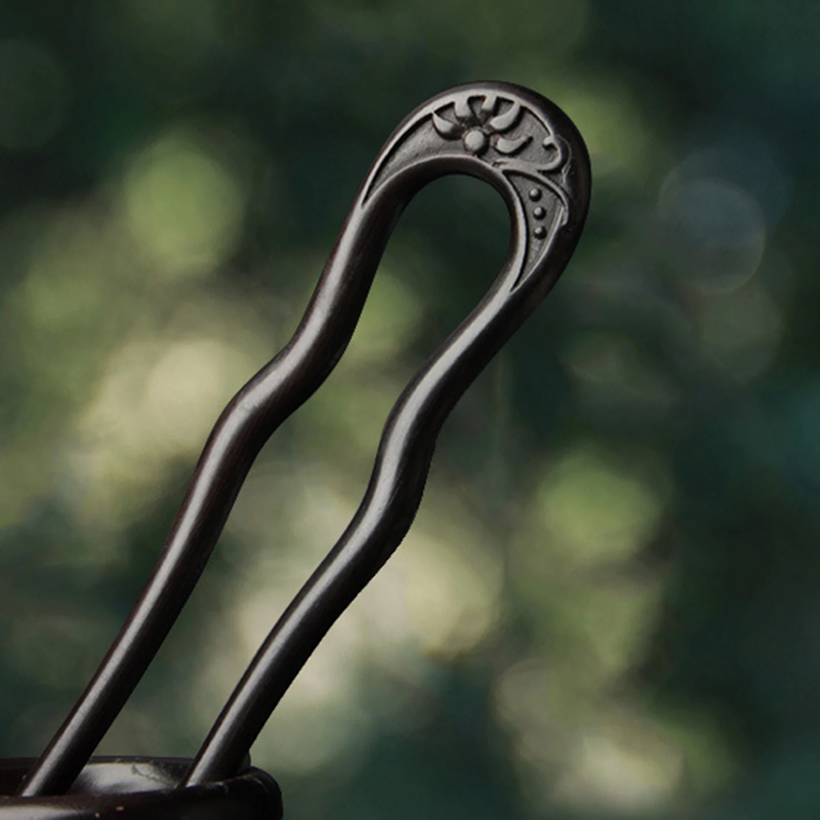 U-Form Haarnadel Haar-Styling-Zubehör Chinesische Vintage Holz Haarstäbchen Kopfbedeckung Vintage Exquisite Muster Haarstäbchen Image