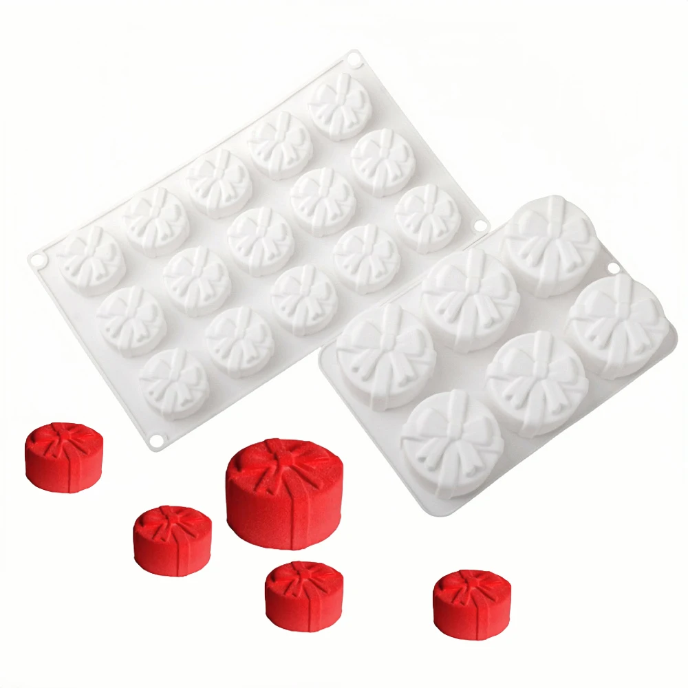 6 oder 15-fach zylindrische Weihnachtsgeschenkbox-Design-Mousse-Kuchenform aus Silikon, Schokoladenform, Küchen-Dessert-Backwerkzeuge Image