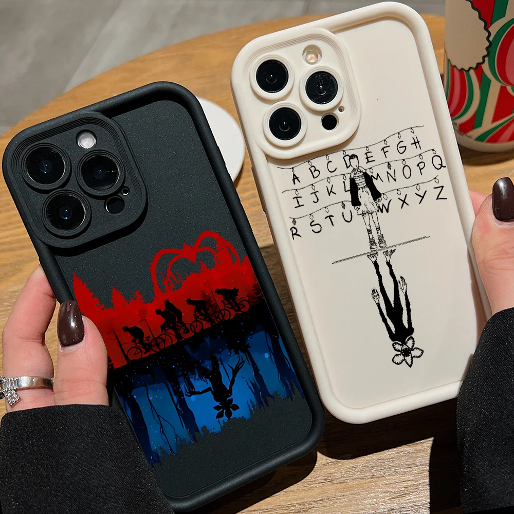 Cover Morbida in TPU Hot S-Stranger Things per Apple iPhone 17 Air 16 16e 15 14 Plus 13 12 11 Pro Max X Xs XR 8