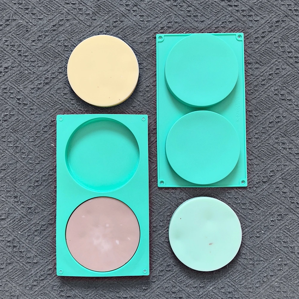 1 Stück 2-Kammer große kreisförmige scheibenförmige Silikonform, geeignet zum Backen geschichteter Kuchen, Käsekuchen, Regenbogenkuchen Image