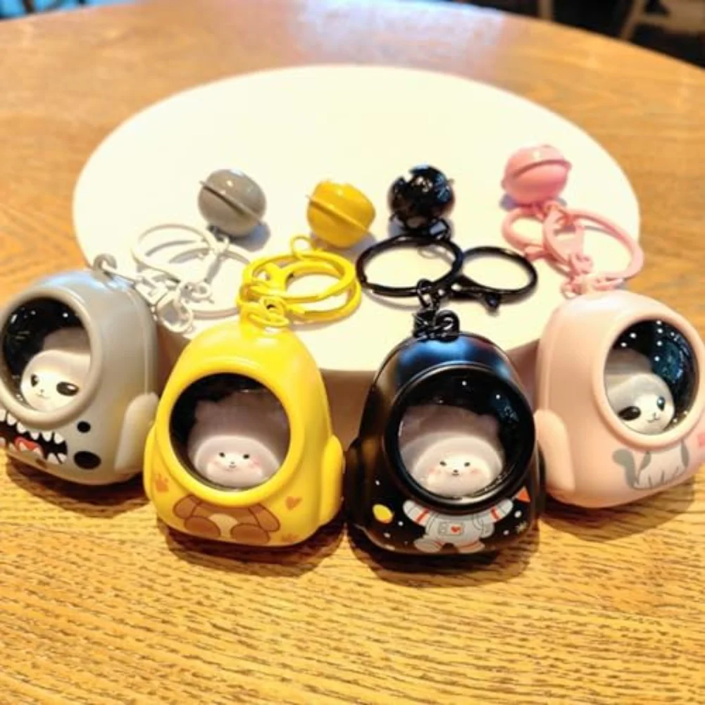 1pc Nette Cartoon Schlüsselbund Kleine Taschenlampe Schlüsselbund Mit Glocke Bär Tasche Kleine Nachtlicht Schlüsselanhänger Für Freunde Familie präsentieren Image