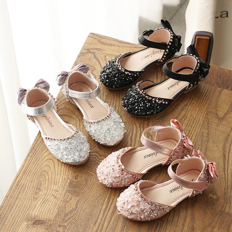 Neue Kinder Leder Schuhe Mädchen Hochzeit Schuhe Kinder Prinzessin Sandalen Pailletten Bogen Mädchen Casual Tanz Schuhe Flache Sandalen Image