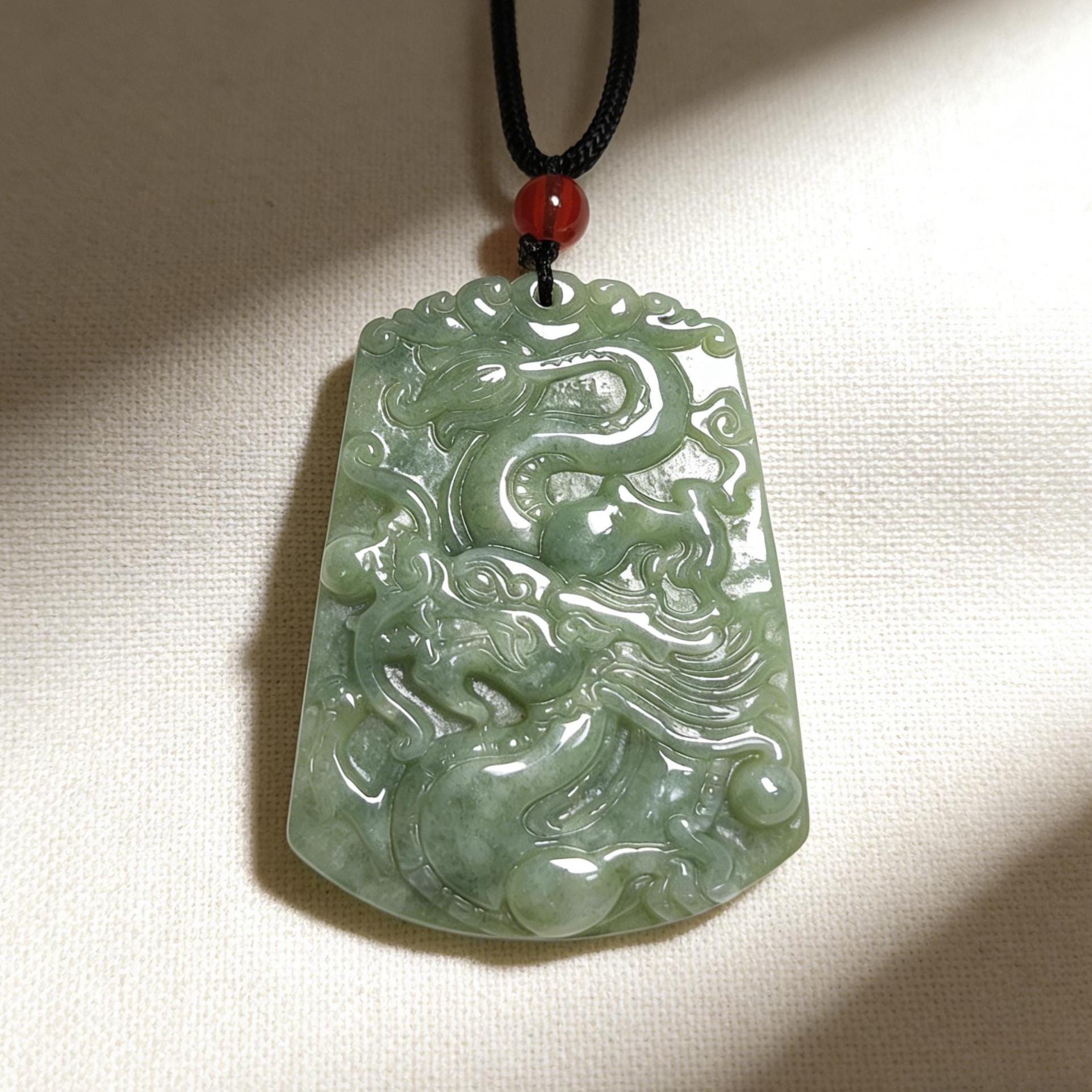 Collana con ciondolo in giadeite verde naturale, giadeite di grado A, giada intagliata a forma di drago, gioielli in giada, giada vera, giada a forma