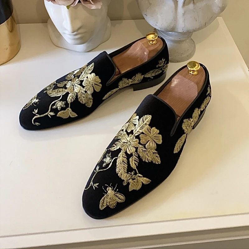 Neue Slipper für Männer Herde sticken schwarze Freizeit schuhe Slip-On atmungsaktiv hand gefertigt versand kostenfrei Herren Kleid Schuhe Größe 38-48
