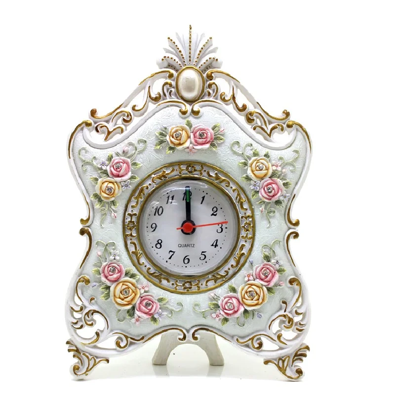 Schlafzimmer-Schreibtisch-Pendeluhr im europäischen Stil, idyllischer Wecker, digitale Uhr mit Harzgravur Image