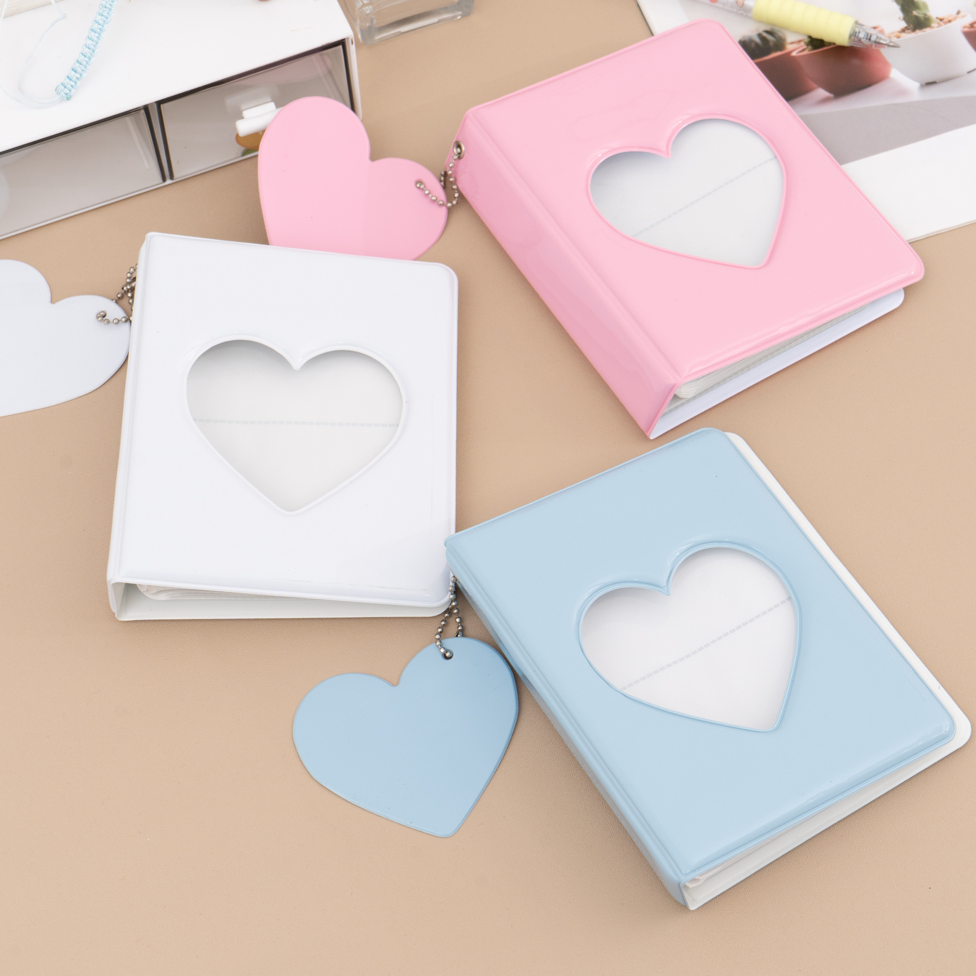 Heart Love Hollow Photocard Holder Album Pockets Mini Card Binder For Idol Pictures Storage Case green