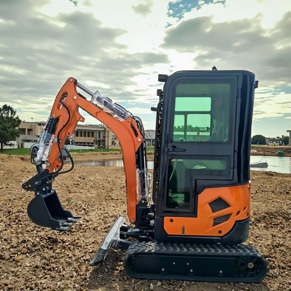 Compact 2 Ton Mini Hydraulic Excavator | Micro Digger Diesel Crawler Compact 2 Ton Mini Hydraulic Excavator | Micro Digger Diesel Crawler