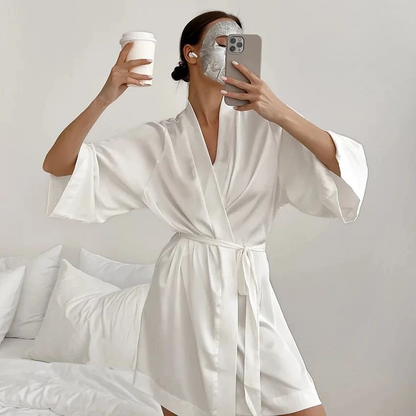 Bridal Bliss Satin Kimono Robe Elegant Bridal Robe For Wedding Morning & Getting Ready red l