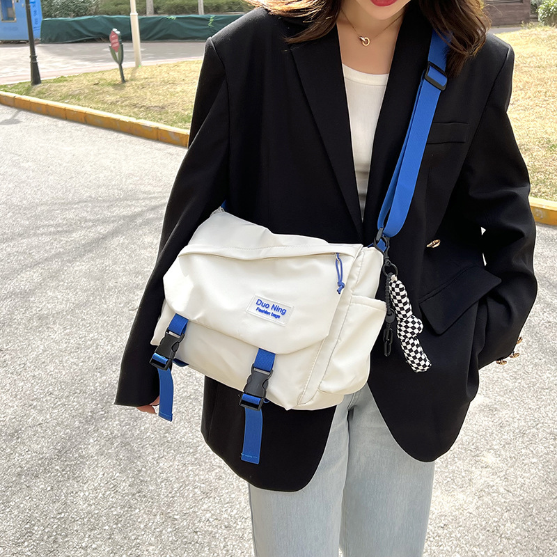 Fashionable Shoulder Messenger Bag For Teens And Adults Casual Crossbody Bag For Work Travel And Daily Use blue