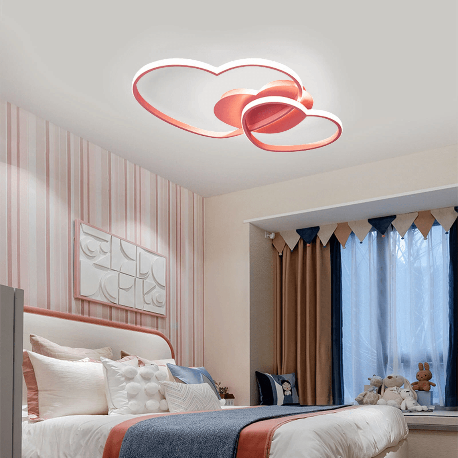 Romantic Heart Shape Chandelier, Modern LED Ceiling Light, Girls Room Lamp Romantic Heart Shape Chandelier, Modern LED Ceiling Light, Girls Room Lamp