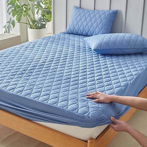 Wasserdichter Matratzenschoner mit vollständiger Abdeckung, staubdichtes und hautfreundliches Bettlaken mit gesteppter Polsterung und verdickter wasserdichter Schicht zum Schutz vor Flecken und Urin. Image