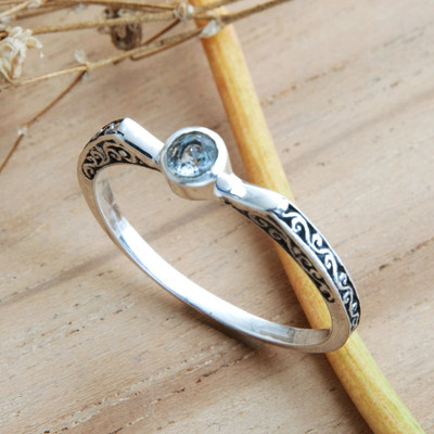 Princess Tiara,'Minimalist Modern Blue Topaz Sterling Silver Solitaire Ring'