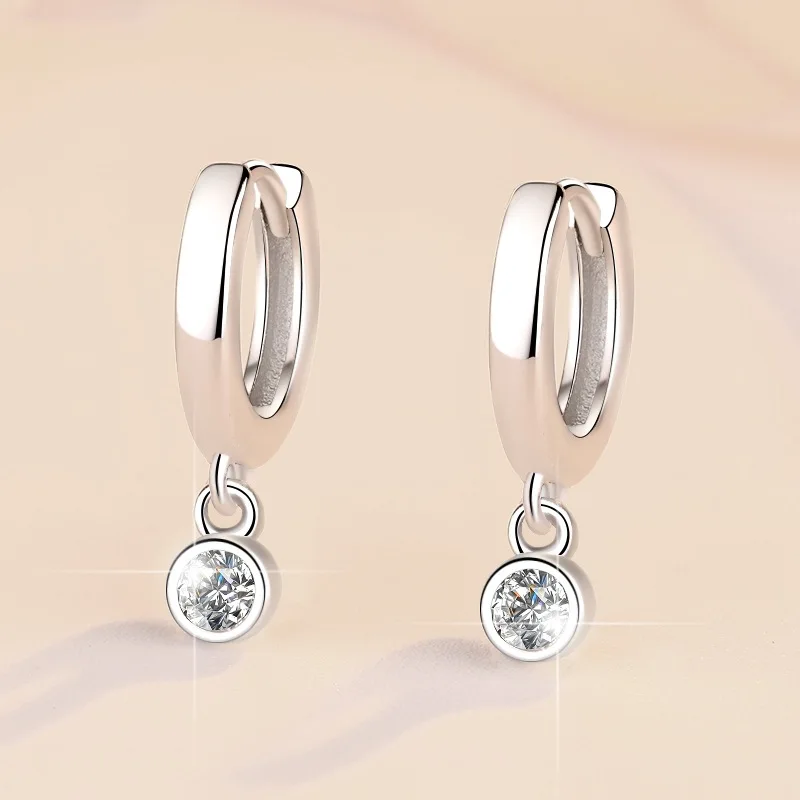 925 Silber Ohrringe mit Zirkonia-Blume für Damen Sterling Silber Hochzeitsschmuck Elegante Damenaccessoires Modisches Geschenk