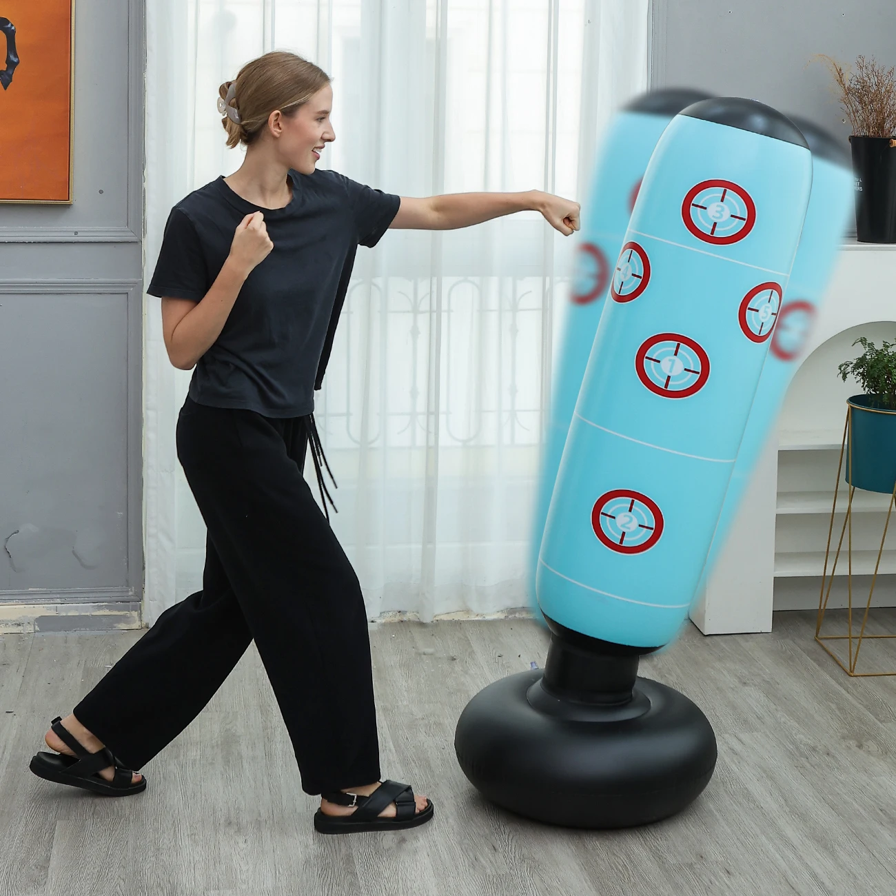 1 x aufblasbarer Boxbecher, PVC-Fitness-Dummy für sicheres Training, fördert die Koordinationsflexibilität für Heimübungen im Freien Image