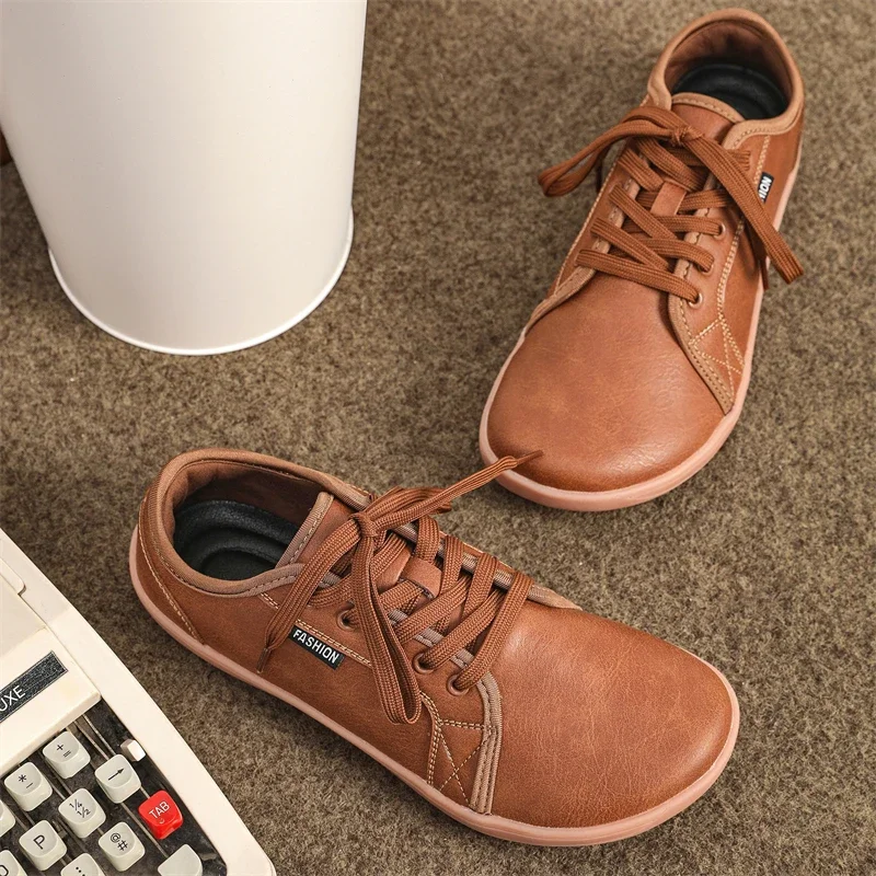 Herrenschuhe, neue flache Lederschuhe, Barfußschuhe mit breiter Zehenpartie, lässige Sneakers, große Größen 47 48