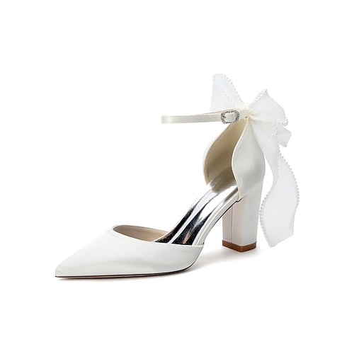Weiße Damen-Pumps mit Blockabsatz – elegante Brautschuhe aus Satin mit Schleife für Hochzeiten in der Stadt Image