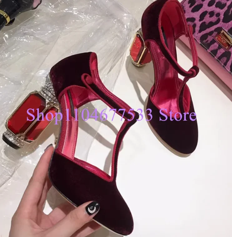 Neue T-Riemen Kristall Chunky Heels Frau Pumpt Schuhe Mode Grün Samt Edelstein Verziert Frau High Heels Kleid Schuhe