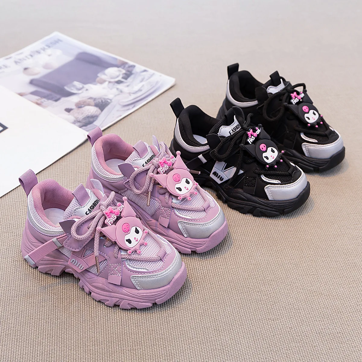 Freizeitschuhe für Kinder, Turnschuhe, Cartoon Kuromi, PU-Leder, für Mädchen, rutschfest, atmungsaktiv, dicker Boden, Klettverschluss, rosa Schuhe, Größe 26–37