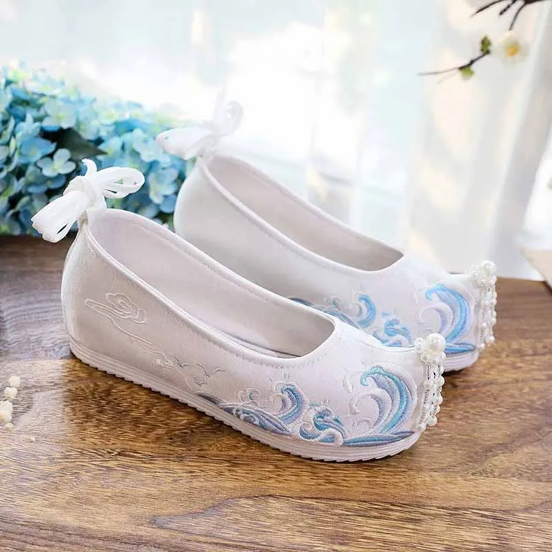 Große Größe 34-44 # Hanfu-Schuhe für Damen, chinesische alte Stickerei-Schuhe, blau, rot, weiß, Vintage-Stickerei, Hanfu-Schuhe, Übergröße 43 #