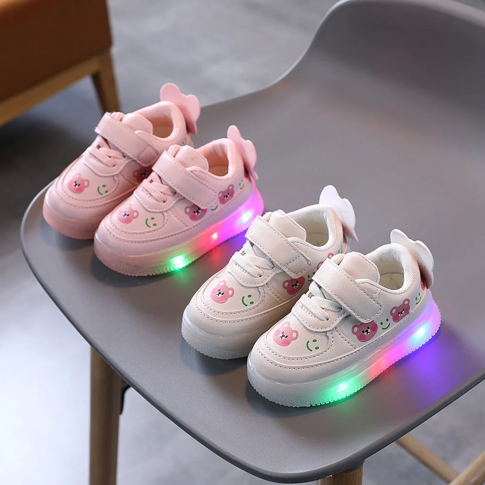 タ동화 schöne Mädchen Schuh LED Lichter Schuh hochwertige Mädchen Junge weiche Bot Turnschuhe weichen leuchtenden Schuh kleinen Bären Kind Schuh Tennis schuhe