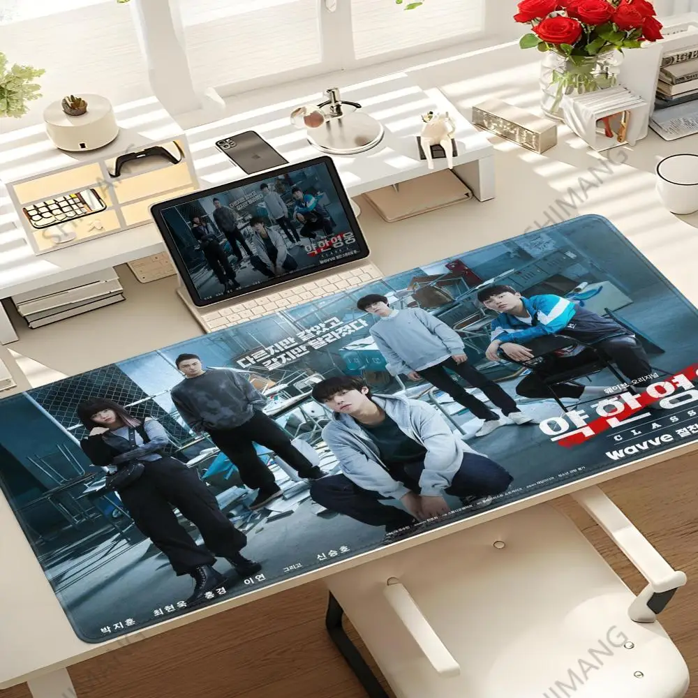 Weak Hero Mauspad der Klasse 2, Schreibtisch-Mauspad, niedliches HD-Schreibtischunterlage, erweiterte Gaming-Tastaturmatten, groß, 100 x 50 cm, XXL-Gamer-Mauspad Image