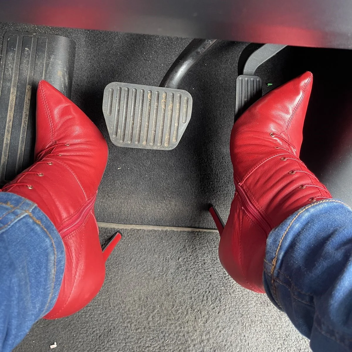 Rot Mittlere Waden Lace Up Leder Stiefel Matte Dünne High Heel Sexy Mode Kühlen Winter Casual Große Größe Frau Schuhe Zapatillas Mujer