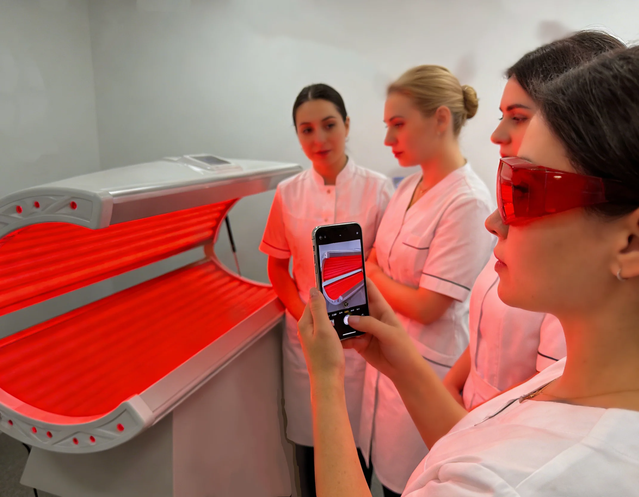 Rotlichttherapie-Liege für Spa & Salon mit LCD-Touchscreen-Steuerung für Salon- und Spa-Anwendungen mit Rotlichttherapie Image