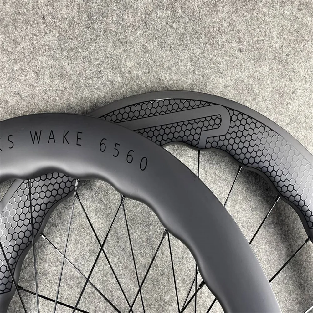 6560 Carbon-Rennradlaufräder, 65mm BOB Schwarz Scheibenbremse, Tubeless Clincher Fahrrad-Laufradsatz