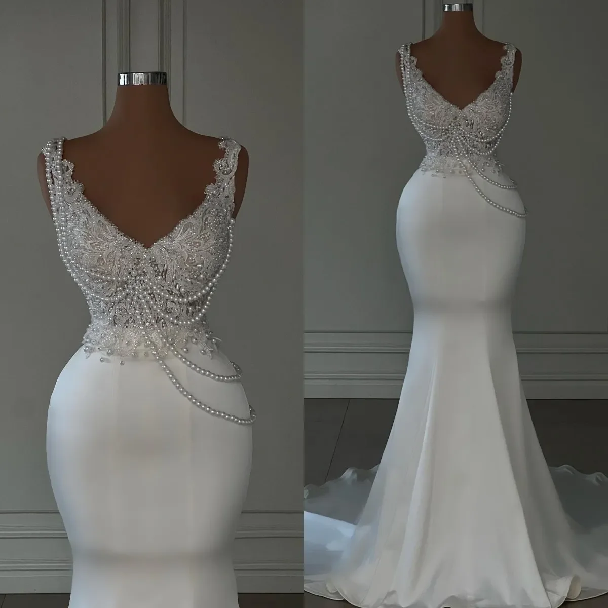 Maßgeschneidertes 2026 luxuriöses Meerjungfrau-Perlen- und besticktes weißes Hochzeitskleid mit V-Ausschnitt, ärmellos, rückenfrei, sexy Damen-Brautkleid Image